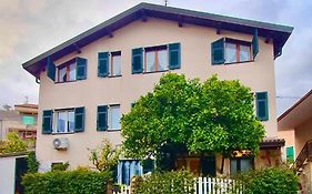 Villa Iris